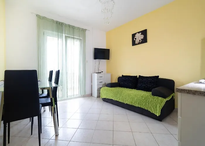 One Bedroom With Terrace Apartman *